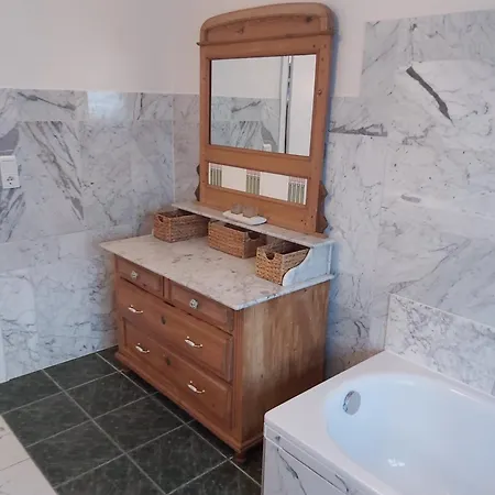 Geschmackvoll Eingerichtete In Mediterranem Flair *